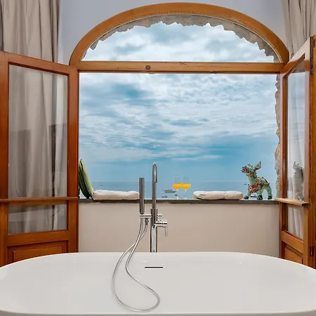 Πανσιόν La Dolce A Boutique 4*
