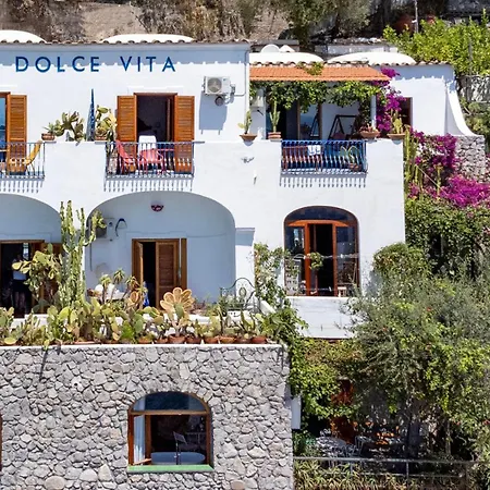 La Dolce A Boutique Πανσιόν 4*