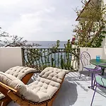 Гостевой дом La Dolce A Boutique 4*