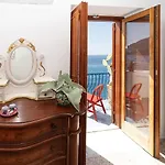 Maison d'hôtes La Dolce A Boutique